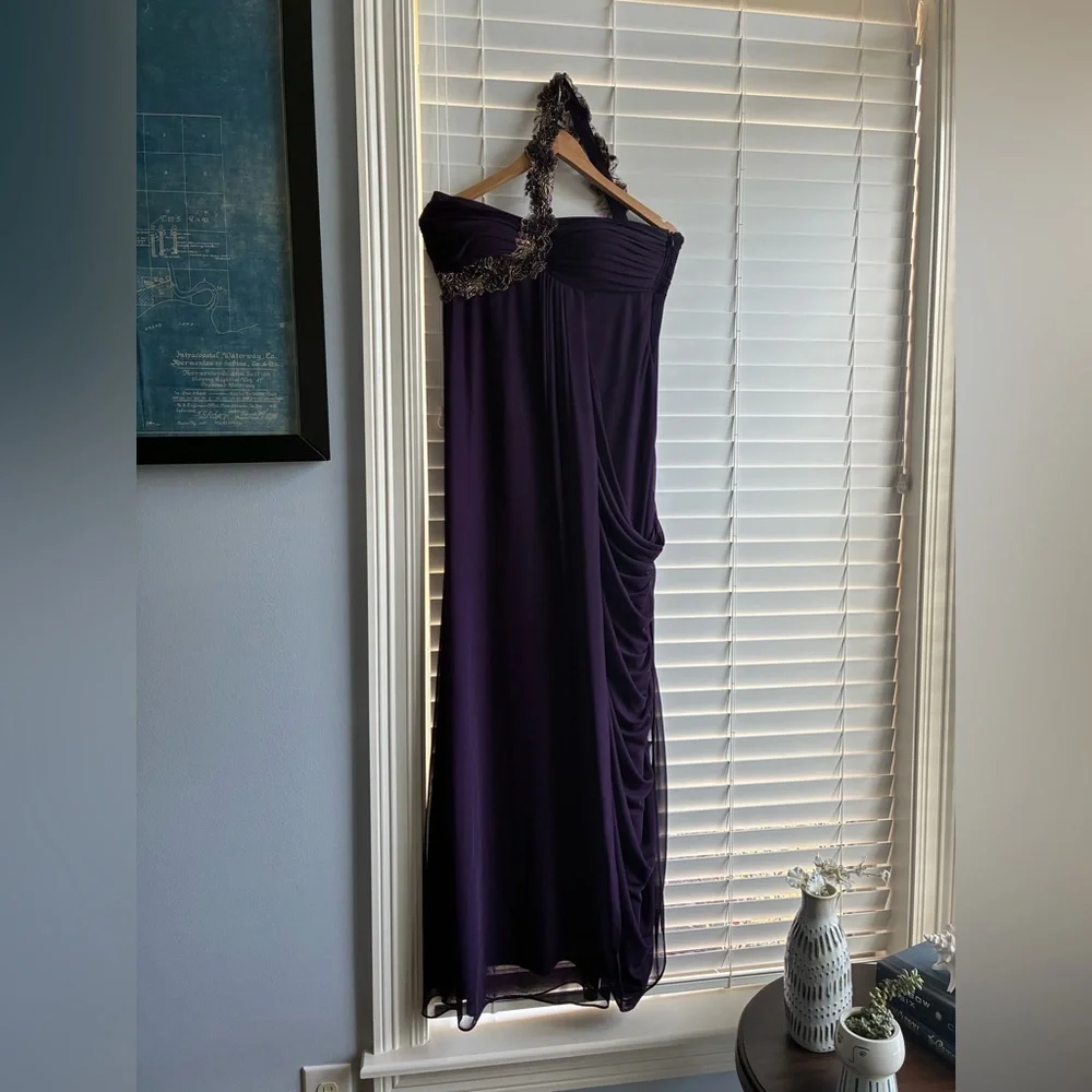 Xscape Grecian style formal dress - Picture 3 of 5